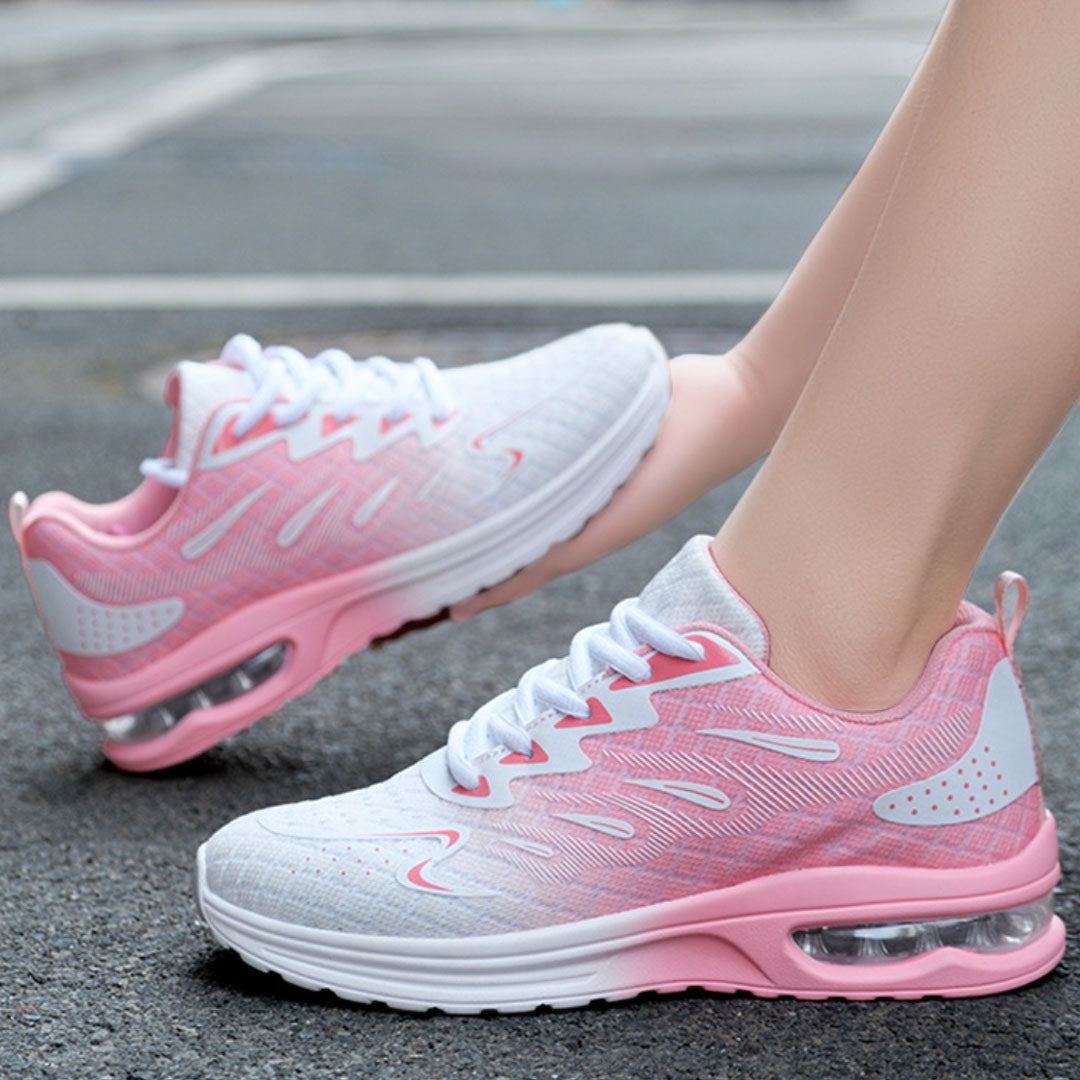 LARA PERFORMANCE COMFORT SNEAKER